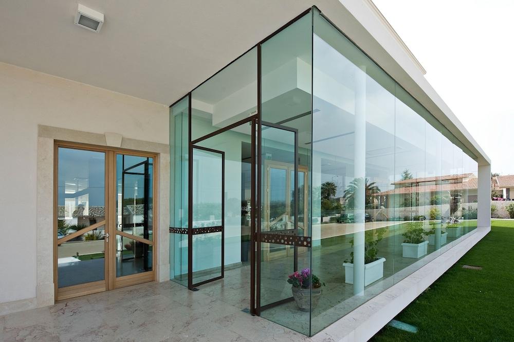 Pietre Nere Resort & Spa Модика Экстерьер фото