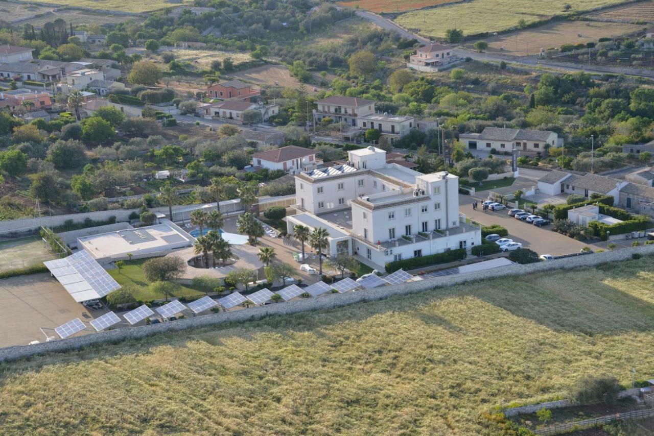 Pietre Nere Resort & Spa Модика Экстерьер фото